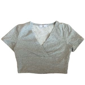 Grey Adika Cropped V-Neck T-shirt